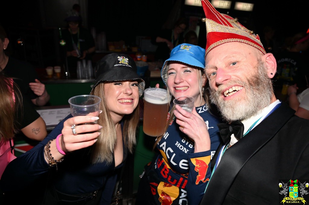 ../Images/Opwarmbal 2026 325.jpg